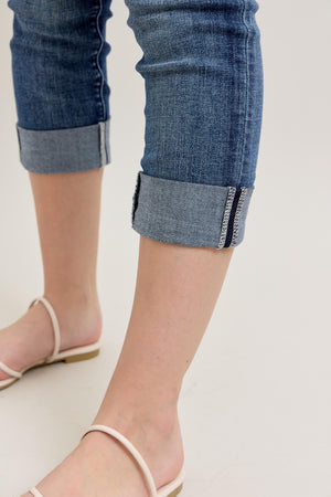 Judy Blue Cuffed Capri- 72121