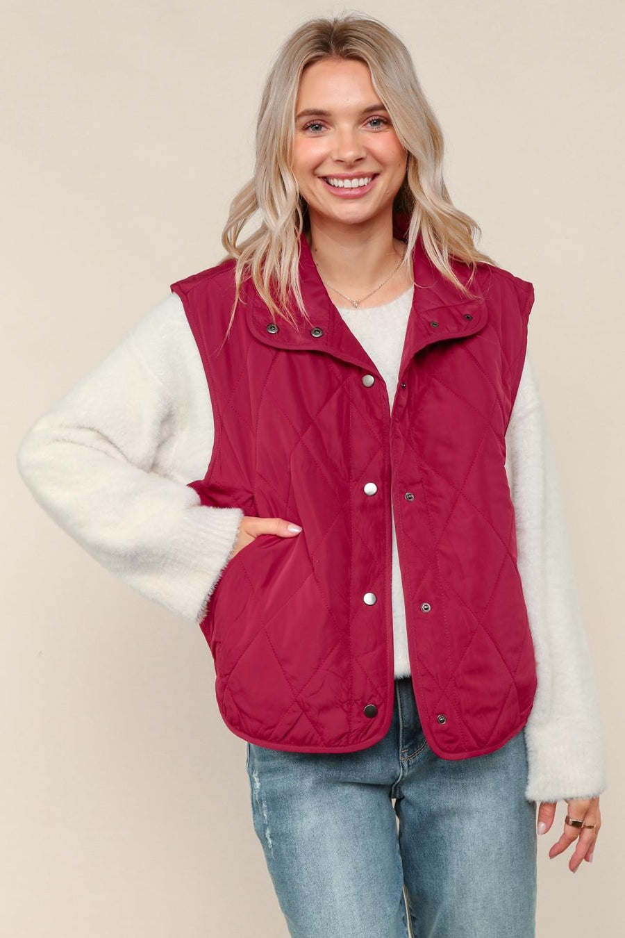 "Daily Must Have" Quilted Vest- Burgundy