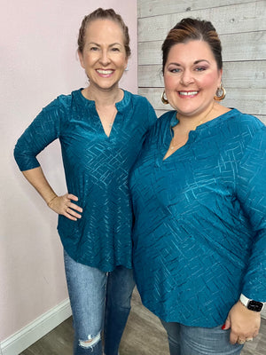 "Wine and Dine" Textured Gabby Top- Teal