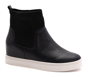 "Sweater Weather" Corky Boot- Black *FINAL SALE*